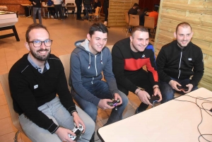 Les Villettes : les frères Barriol récidivent au tournoi FIFA