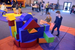 Bas-en-Basset : les structures gonflables prises d&#039;assaut au gymnase