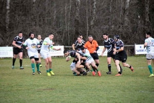 Rugby : timide victoire de Tence contre le RC Sevenn