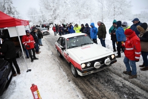 Rallye Monte-Carlo historique : comme au bon vieux temps à Saint-Bonnet-le-Froid