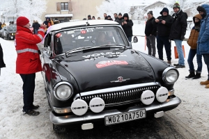 Rallye Monte-Carlo historique : comme au bon vieux temps à Saint-Bonnet-le-Froid