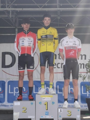 Cyclisme : les jeunes du Vélo Club du Velay dominent au Grand prix d&#039;Issoire