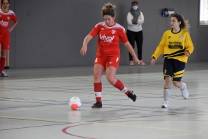 Futsal féminin : Retournac brille à domicile et se qualifie pour les demi-finales