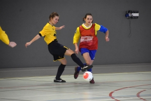 Futsal féminin : Retournac brille à domicile et se qualifie pour les demi-finales