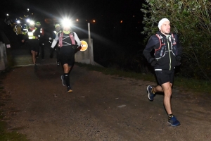 Nuit blanche pour 300 coureurs sur le 52e raid pédestre Le Puy-Firminy