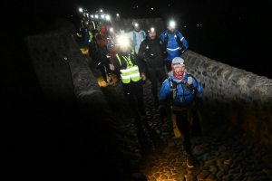 Nuit blanche pour 300 coureurs sur le 52e raid pédestre Le Puy-Firminy