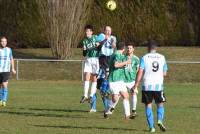 Foot : Freycenet poursuit son cavalier seul en District 3