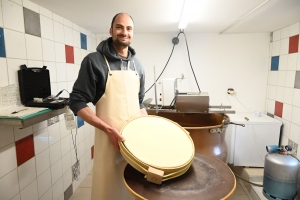 Fay-sur-Lignon : avec le lait de ses vaches abondance, il produit un fromage atypique en Haute-Loire