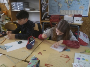 Les Villette : broderie et patchwork à l&#039;école publique de Trevas