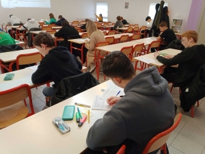 Sainte-Sigolène : premier examen grandeur nature pour les collégiens