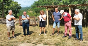 Retournac : le dernier chantier de jeunes des Sucs mené au château d&#039;Artias