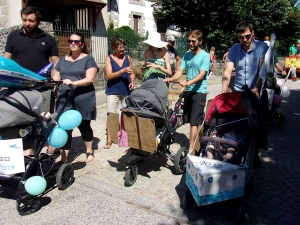 Saint-Romain-Lachalm : un voyage coloré avec les classes en 9