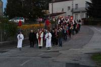 Sainte-Sigolène : la procession des pénitents blancs en images