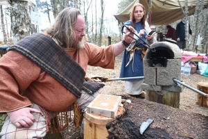 Vellavi Ialon a présenté son nouveau village gaulois à Montregard