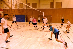 Monistrol-sur-Loire : le tournoi de volley a réuni neuf équipes