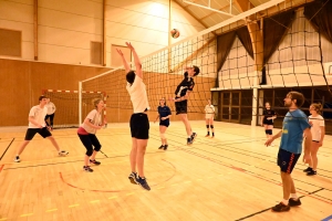 Monistrol-sur-Loire : le tournoi de volley a réuni neuf équipes