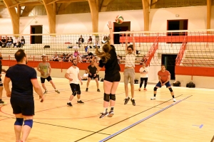 Monistrol-sur-Loire : le tournoi de volley a réuni neuf équipes