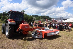 Beauzac : les Ets Ollier Paul présentent les dernières nouveautés de Kuhn et Case IH (vidéo)