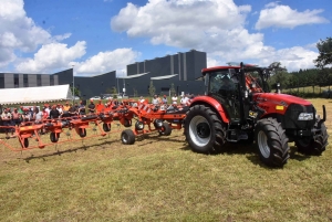 Beauzac : les Ets Ollier Paul présentent les dernières nouveautés de Kuhn et Case IH (vidéo)