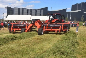 Beauzac : les Ets Ollier Paul présentent les dernières nouveautés de Kuhn et Case IH (vidéo)