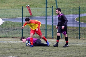 Foot, D3 : Sainte-Sigolène reprend les rênes