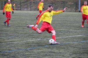 Foot, D3 : Sainte-Sigolène reprend les rênes