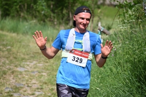 120 coureurs dans la fournaise sur le trail A Travers l&#039;Emblavez à Saint-Vincent