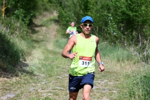 120 coureurs dans la fournaise sur le trail A Travers l&#039;Emblavez à Saint-Vincent