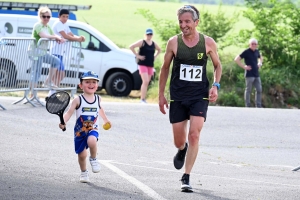 120 coureurs dans la fournaise sur le trail A Travers l&#039;Emblavez à Saint-Vincent