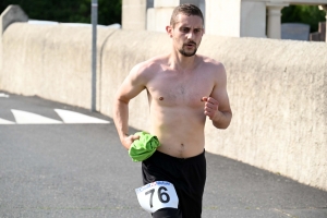 120 coureurs dans la fournaise sur le trail A Travers l&#039;Emblavez à Saint-Vincent