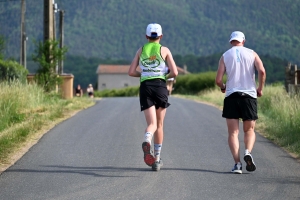 120 coureurs dans la fournaise sur le trail A Travers l&#039;Emblavez à Saint-Vincent