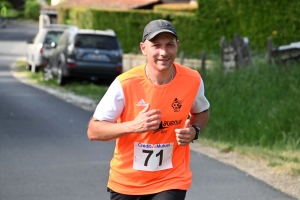 120 coureurs dans la fournaise sur le trail A Travers l&#039;Emblavez à Saint-Vincent