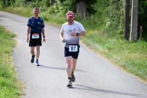 120 coureurs dans la fournaise sur le trail A Travers l&#039;Emblavez à Saint-Vincent