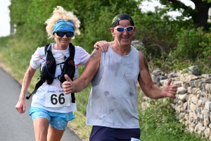 120 coureurs dans la fournaise sur le trail A Travers l&#039;Emblavez à Saint-Vincent