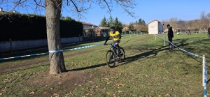 Cyclisme : le Vélo Club du Velay en force au cyclo-cross des Rives de la Loire