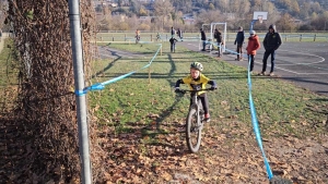 Cyclisme : le Vélo Club du Velay en force au cyclo-cross des Rives de la Loire