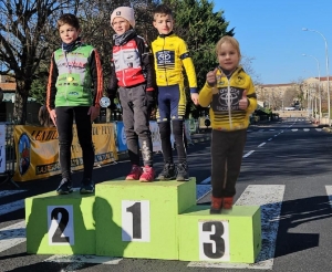 Cyclisme : le Vélo Club du Velay en force au cyclo-cross des Rives de la Loire