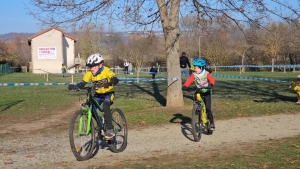 Cyclisme : le Vélo Club du Velay en force au cyclo-cross des Rives de la Loire