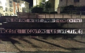 Yssingeaux : un an après les premiers collages, le collectif Adelphité reprend ses actions