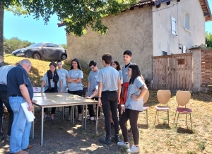 Beaux : dix jeunes des Sucs mobilisés pour un chantier à &quot;Courenc&quot;