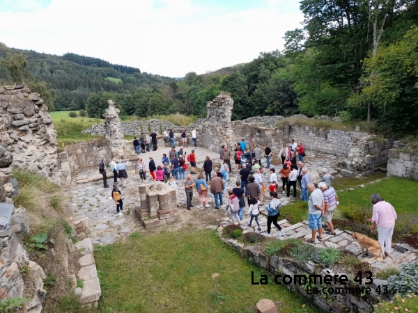 Les ruines de l&#039;abbaye de Bellecombe|Le village d&#039;Artites à Retournac. Crédit Valparure|La Manufacture Experton à Retournac|La Manufacture Experton à Retournac|Le pont d&#039;Auze à Yssingeaux||