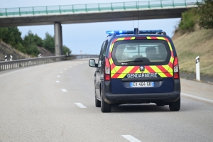 RN88 : un camion arrache la portière d'une dépanneuse à Yssingeaux, il est retrouvé par les gendarmes