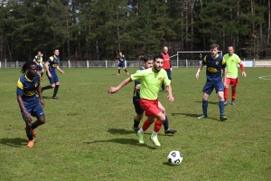 Foot, D3 : le choc entre Sucs et Lignon 3 et Sainte-Sigolène sans vainqueur