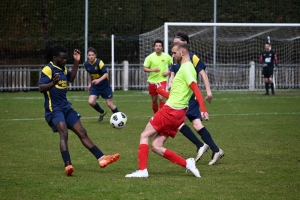 Foot, D3 : le choc entre Sucs et Lignon 3 et Sainte-Sigolène sans vainqueur