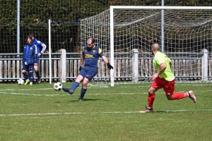 Foot, D3 : le choc entre Sucs et Lignon 3 et Sainte-Sigolène sans vainqueur