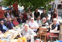 Yssingeaux : les voisins du quartier Seignecroze se retrouvent sur la place rénovée