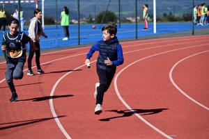 300 collégiens et lycéens aux championnats d&#039;athlétisme UNSS à Monistrol-sur-Loire