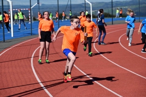 300 collégiens et lycéens aux championnats d&#039;athlétisme UNSS à Monistrol-sur-Loire