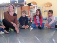 Grazac : dix séances de yoga pour les maternelles de l&#039;école