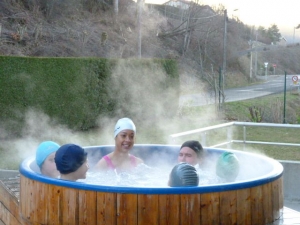 Bain norvégien et sauna à la piscine de Dunières pour les vacances